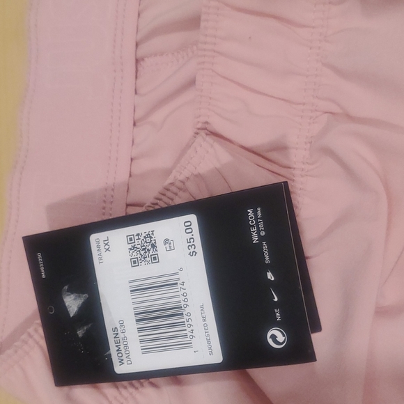 NWT Womens Nike Flex Shorts - Picture 5 of 7